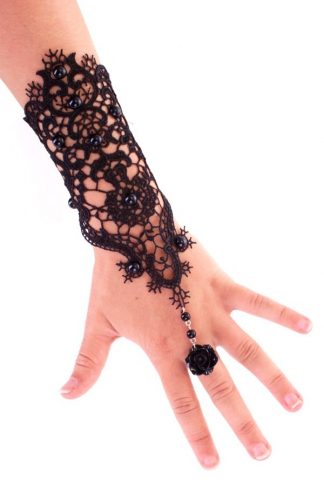 Armband handschoen kant met bloem