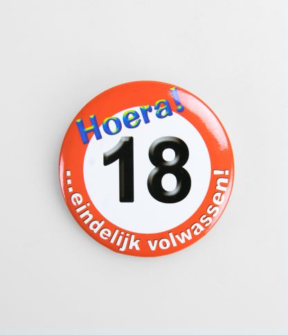 Button verkeersbord 18