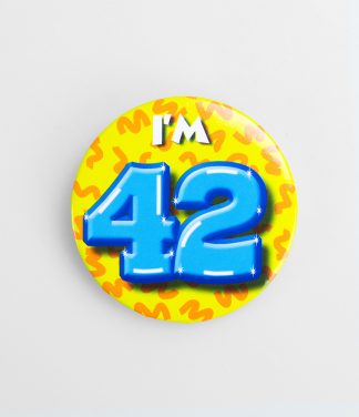 Button 42 jaar